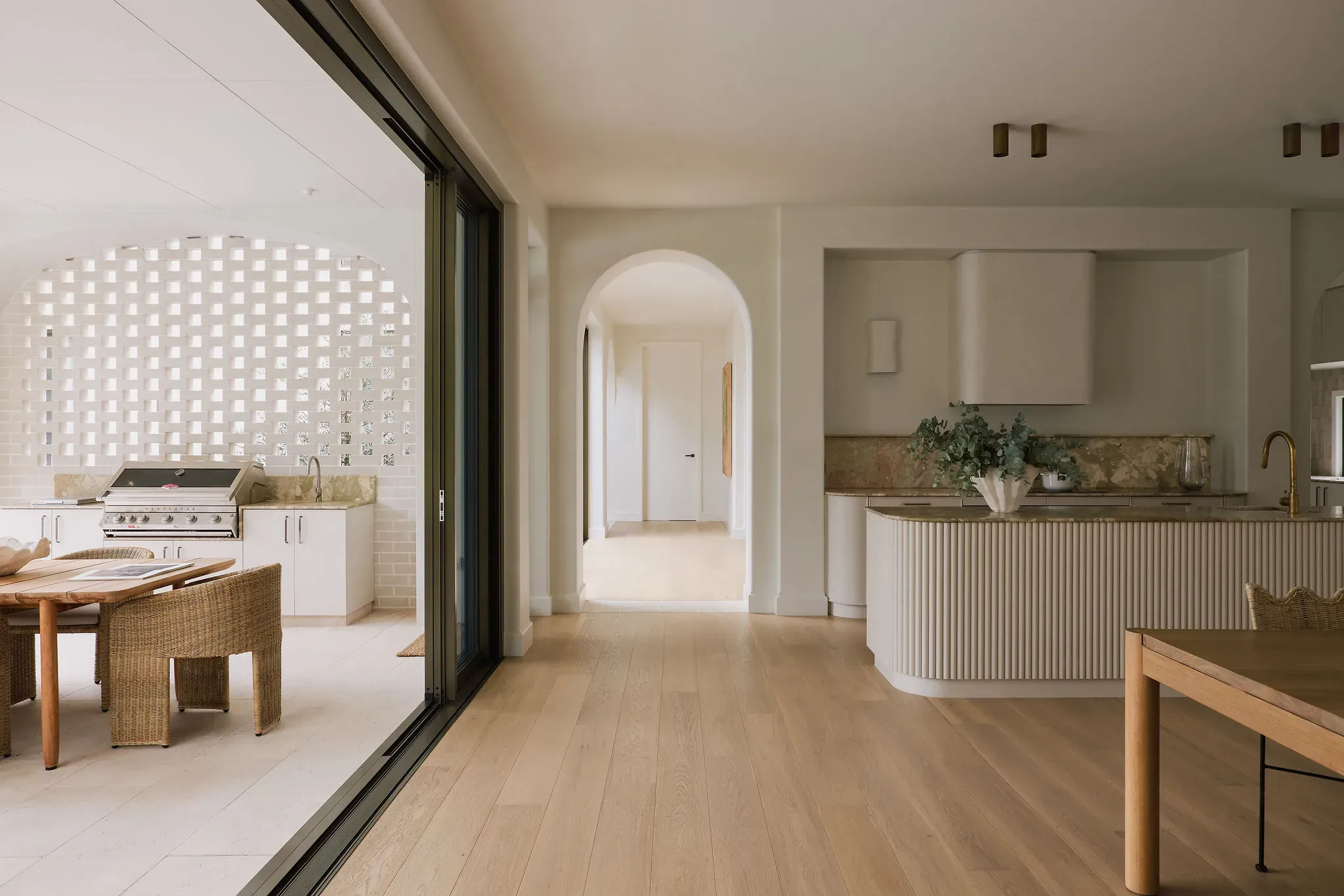 Cabarita Beach II kitchen and living