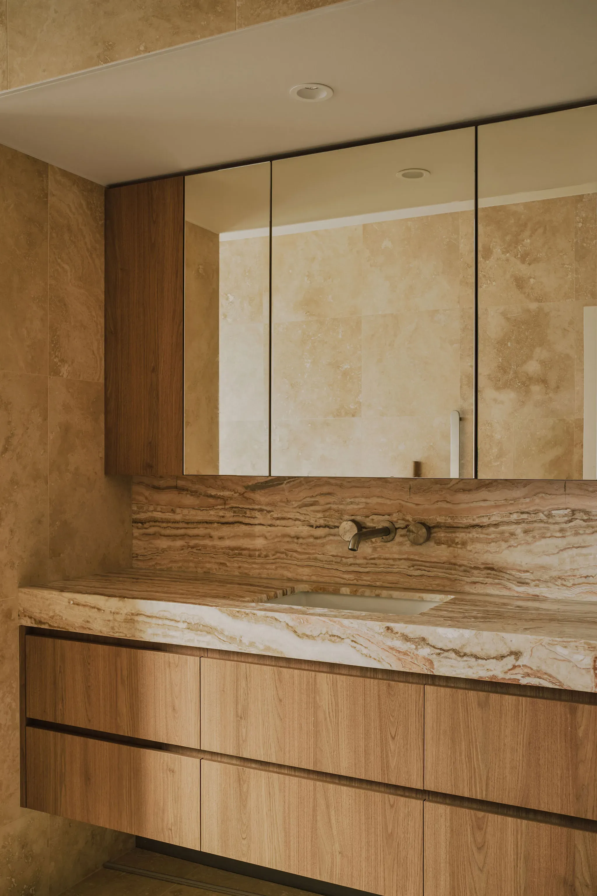 Casuarina renovation by ALYK Building - 6